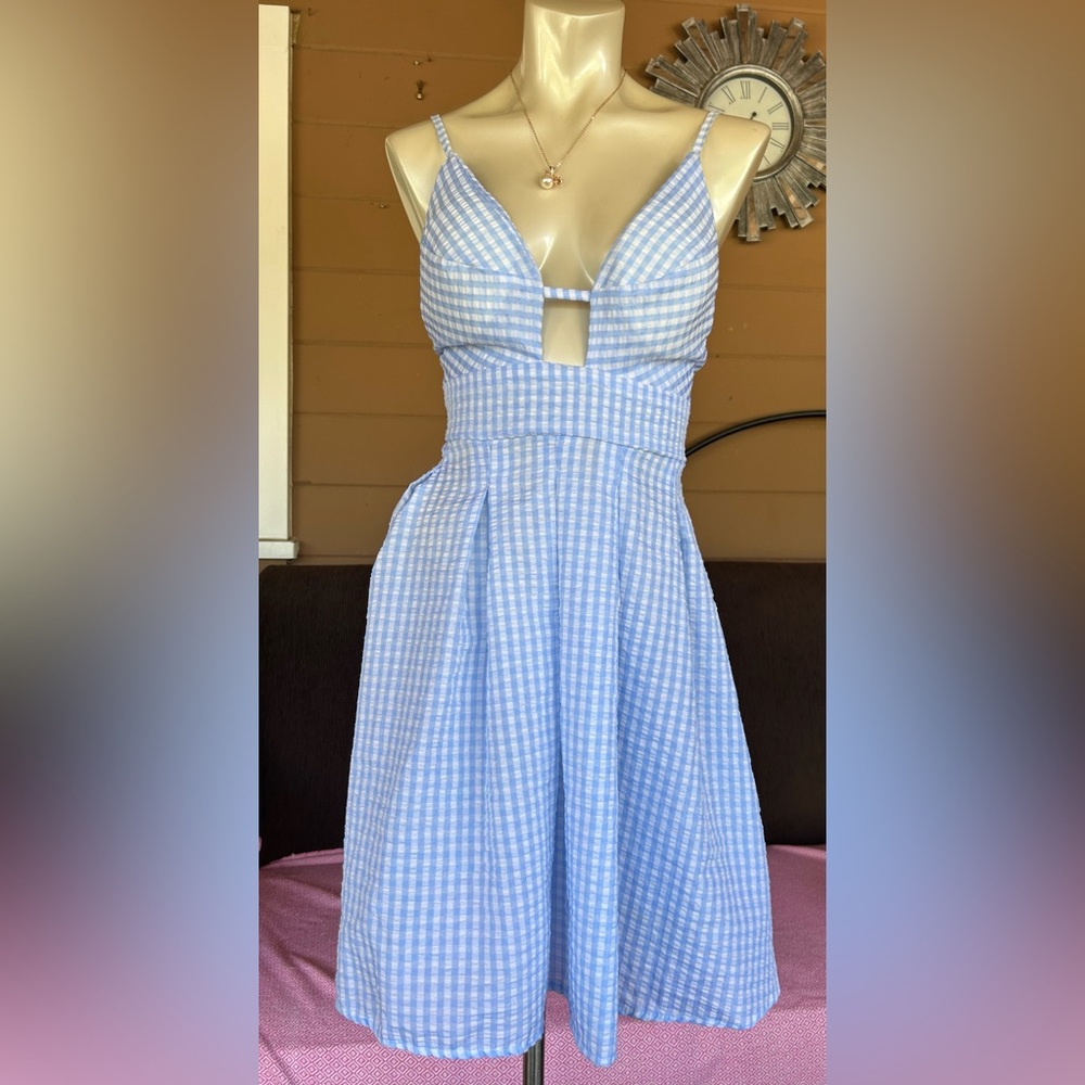 Mini dress